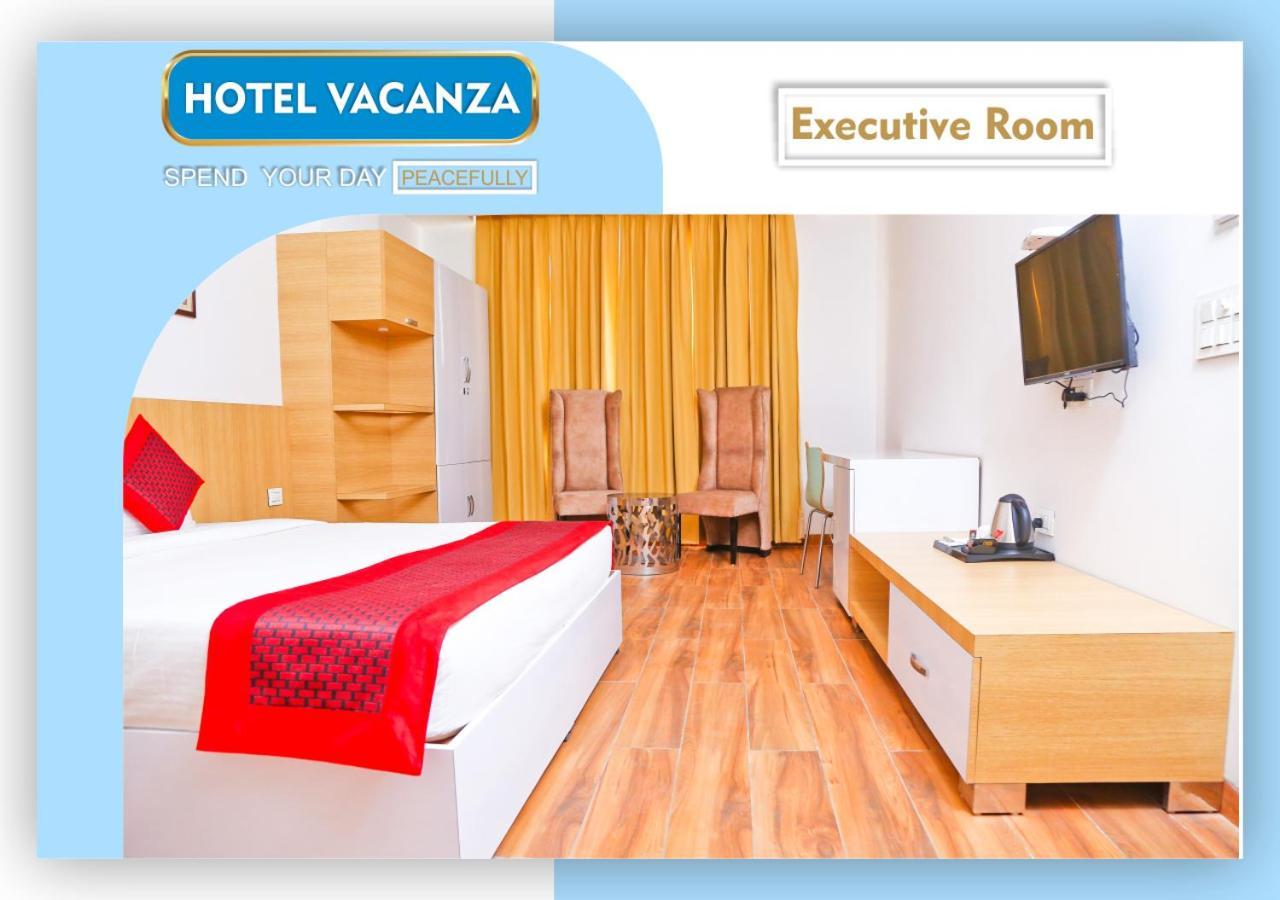 Fabexpress Vacanza Noida Luaran gambar